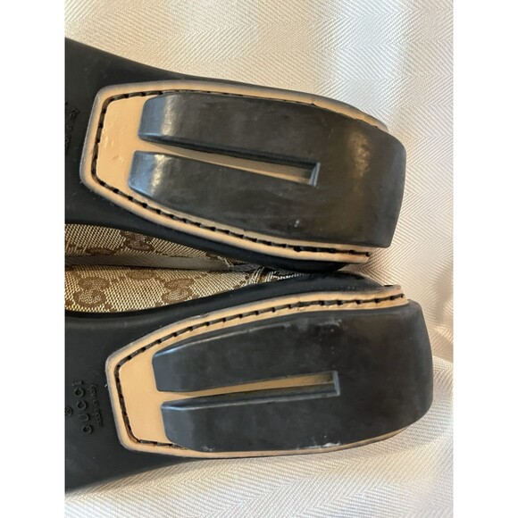 Gucci Signature GG Canvas Loafer With Bow, Rubber Driving  Sole Women Size 6 M - Picture 11 of 14